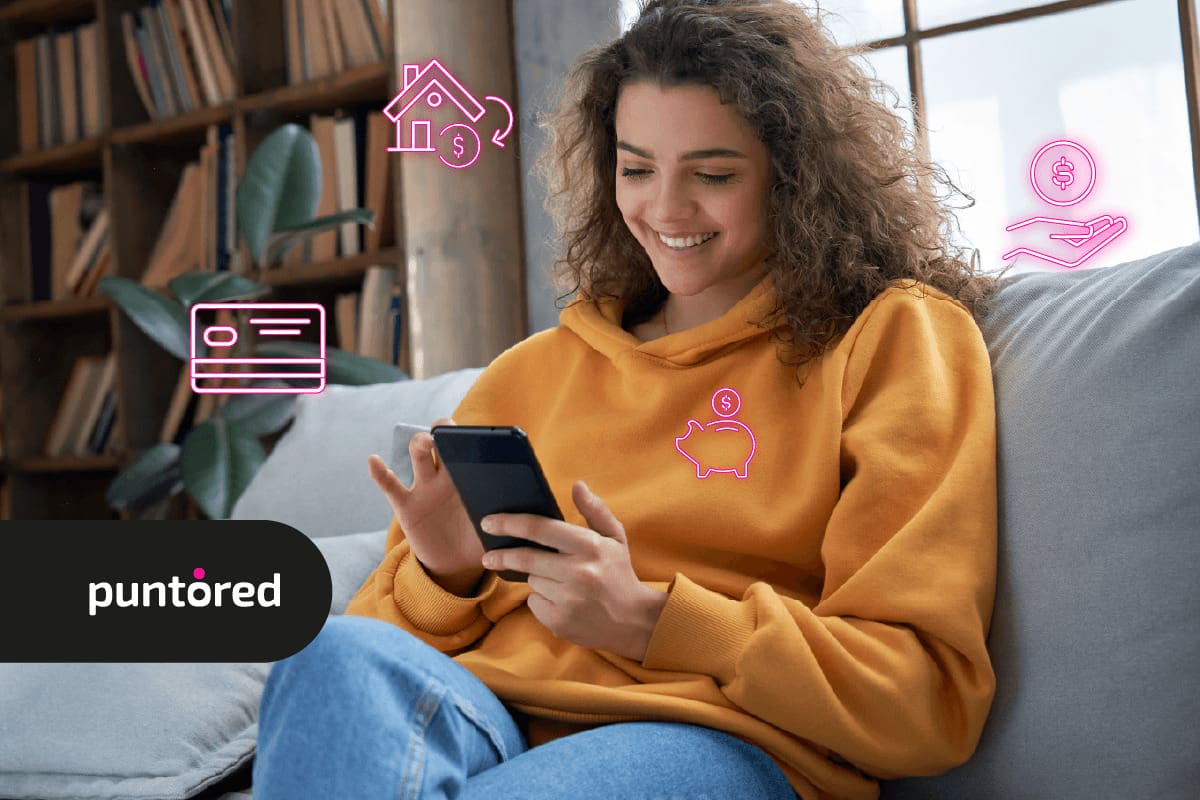 Persona accediendo a servicios financieros digitales. Una gran muestra de inclusión financiera crediticia